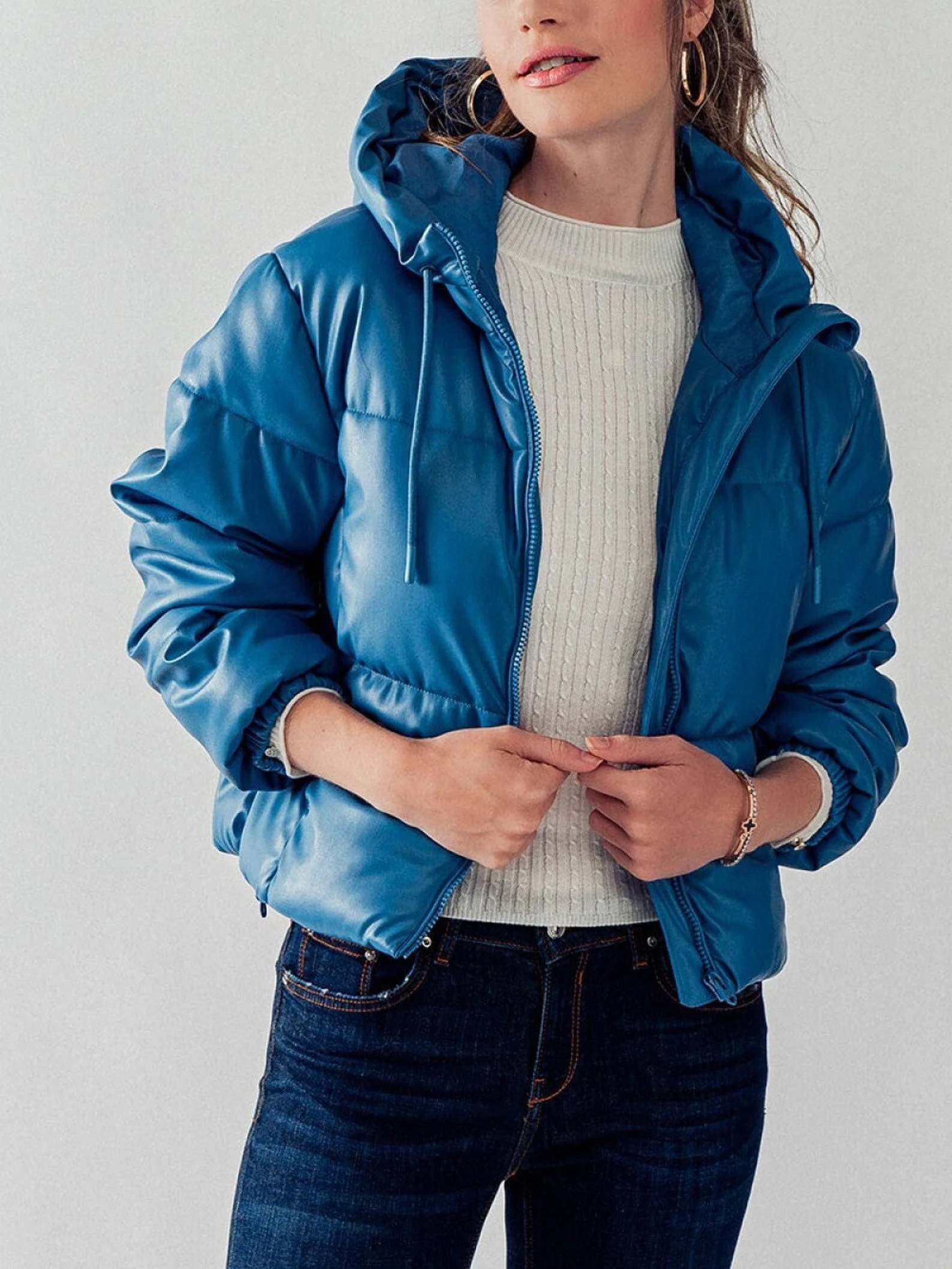 Faux Leather Puffer Jacket with Hoodie Versatile Winter Essential Side Pockets Elastic Cuff Faux Leather Puffer Jacket with Hoodie Versatile Winter Essential Side Pockets Elastic Cuff