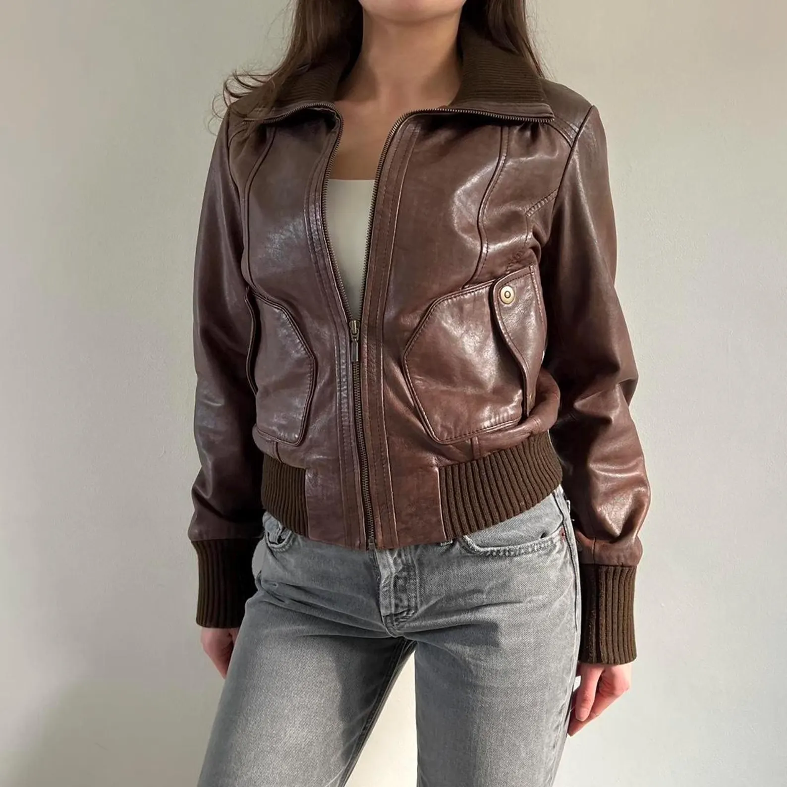 Women's Brown Genuine Leather Bomber Jacket with Ribbed Cuffs and Hem Women's Brown Genuine Leather Bomber Jacket with Ribbed Cuffs and Hem